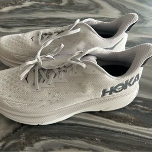 Mens Hoka 13